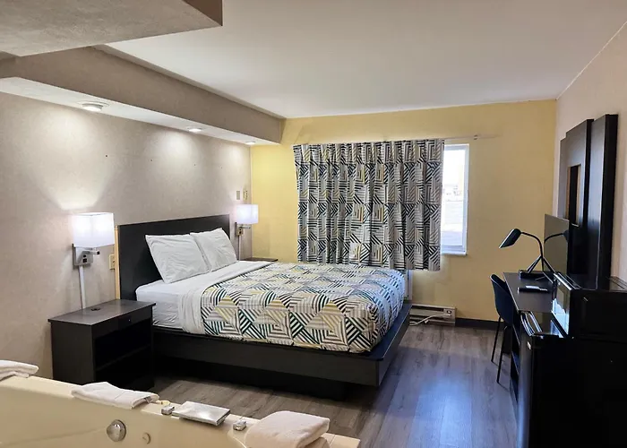 Motel 6-Eau Claire, WI