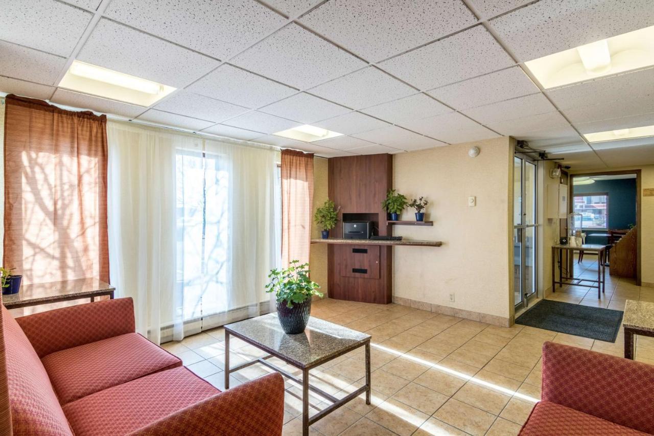 6-eau Claire, Wi 2*