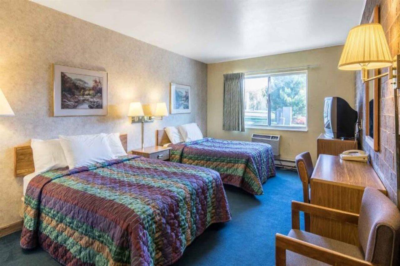 6-eau Claire, Wi Eau Claire