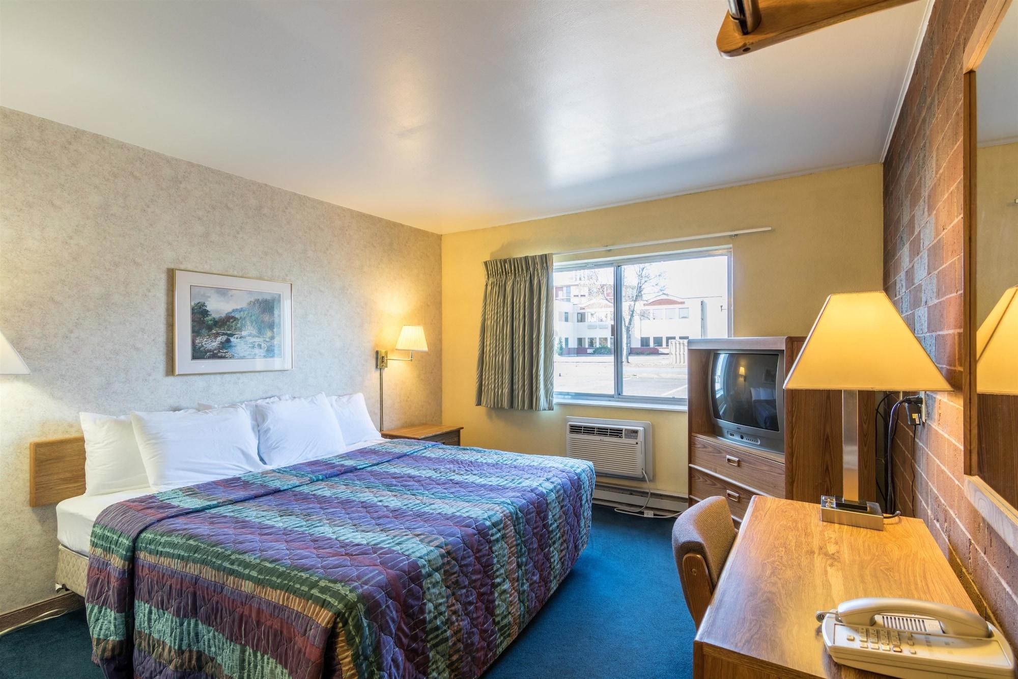6-eau Claire, Wi Hotel Eau Claire